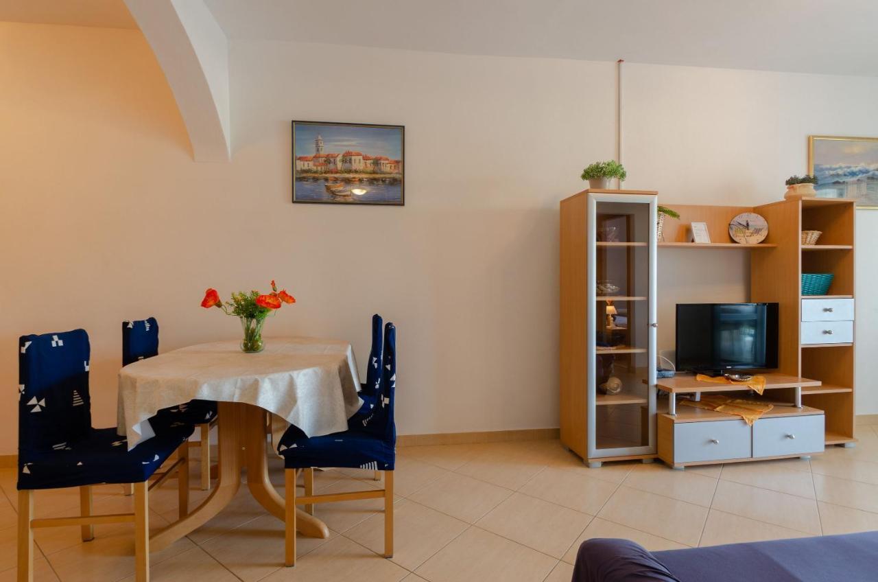 Apartmani Juraj Zavalatica Bagian luar foto